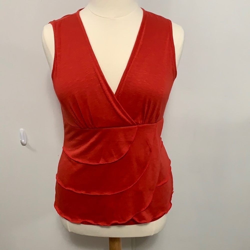 Maurices red tank with layer/ruffles Gr8 condition
